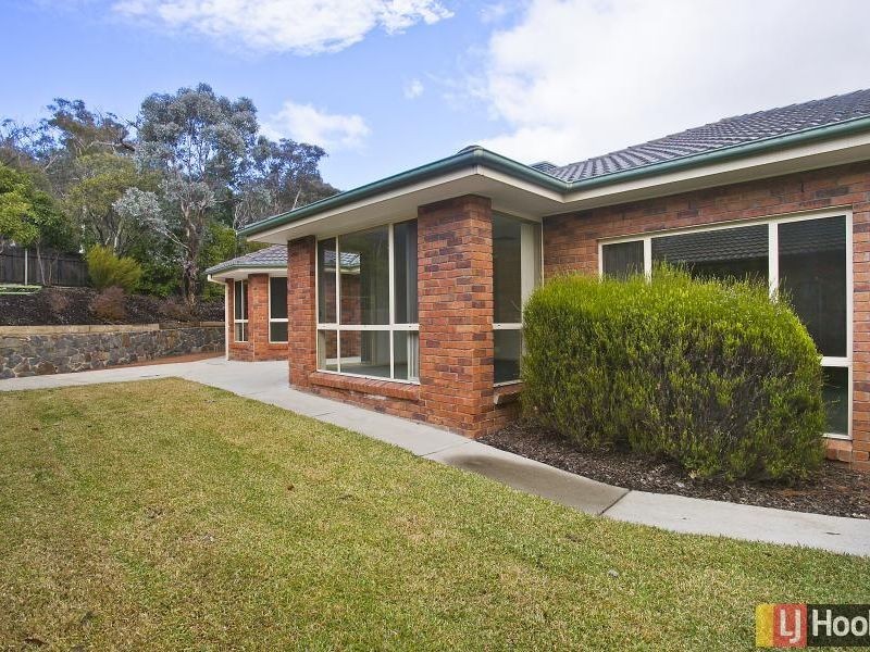 18 Stringybark Drive, Jerrabomberra NSW 2619