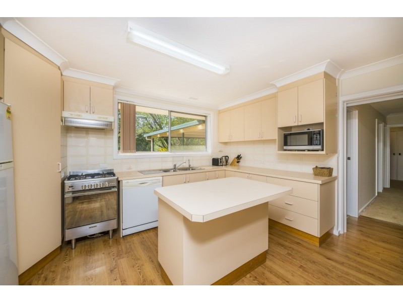 14 Woodger Parade, Queanbeyan NSW 2620