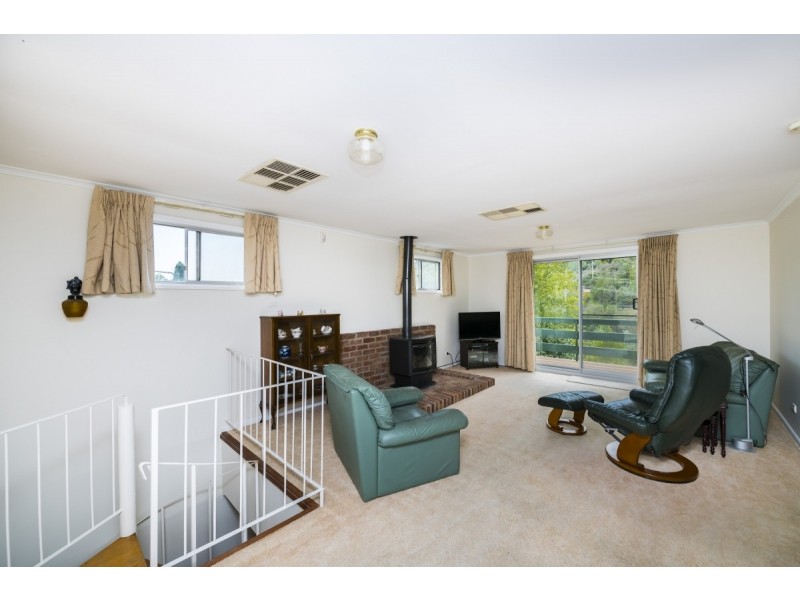 14 Woodger Parade, Queanbeyan NSW 2620