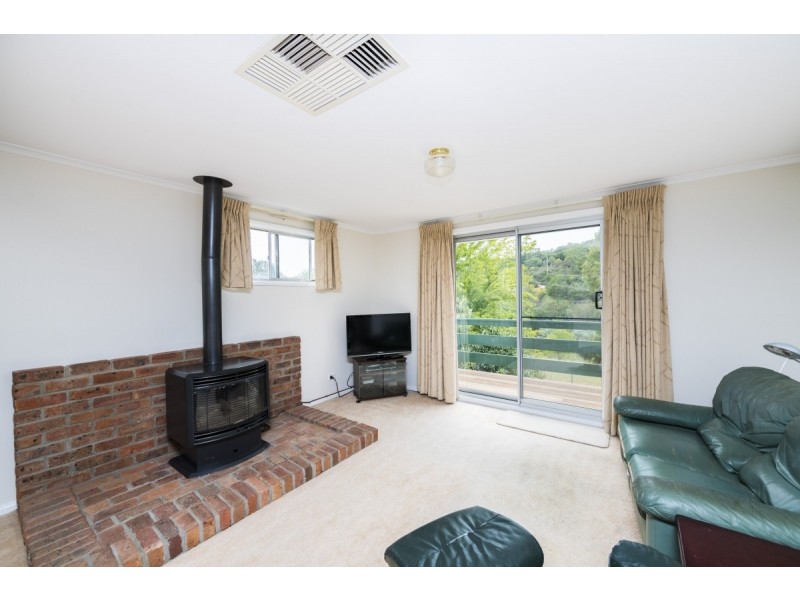 14 Woodger Parade, Queanbeyan NSW 2620