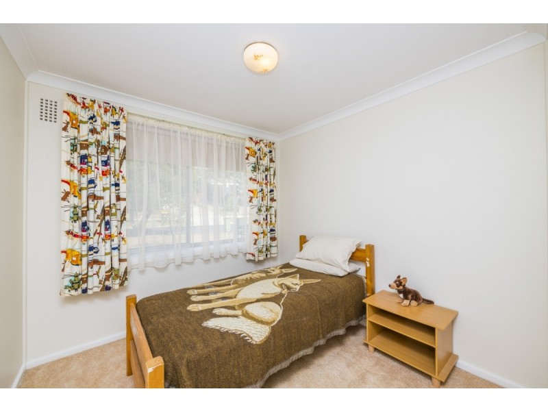14 Woodger Parade, Queanbeyan NSW 2620