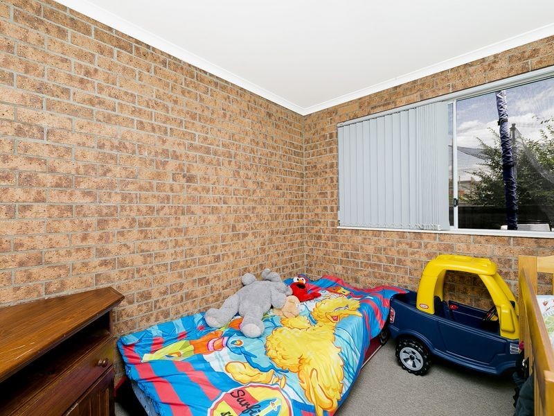 2/23 McKeahnie Street, Queanbeyan NSW 2620