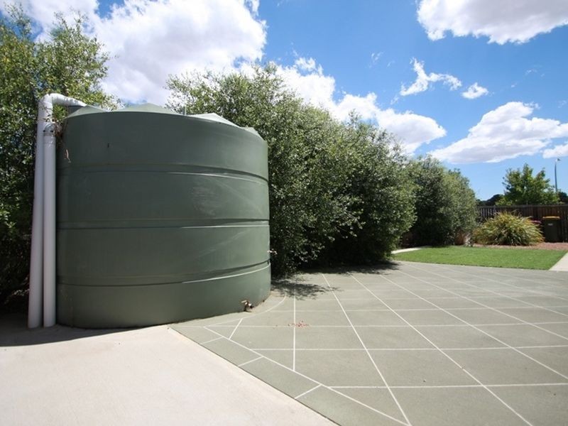 5 Birch Drive & 2 Falconer Place, Bungendore NSW 2621