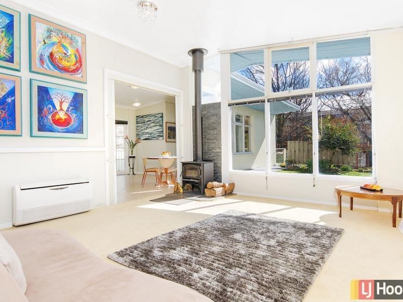 101 Uriarra Road, Queanbeyan NSW 2620