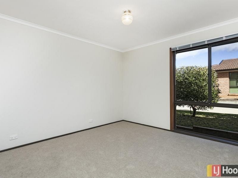 6/71 Donald Road, Queanbeyan NSW 2620