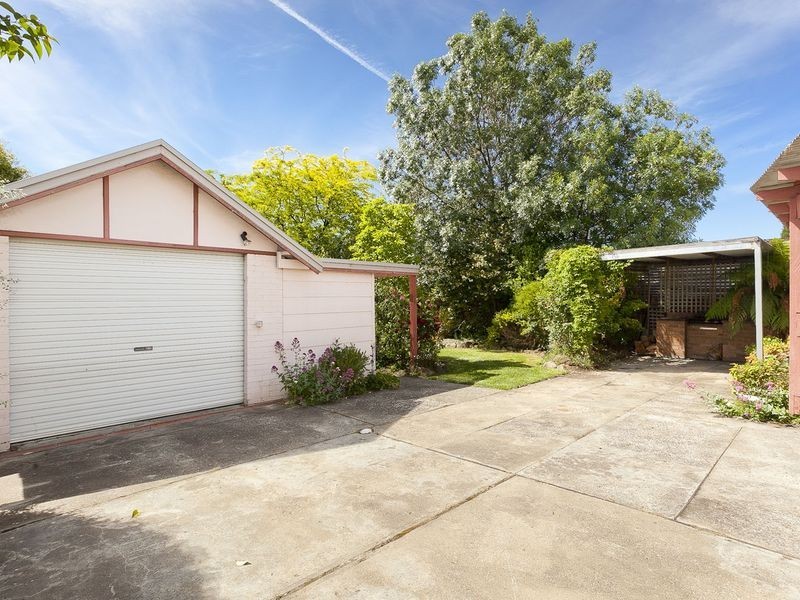62 Stornaway Road, Queanbeyan NSW 2620