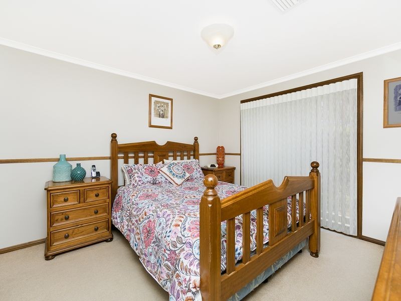 16 Garrong Avenue, Queanbeyan NSW 2620
