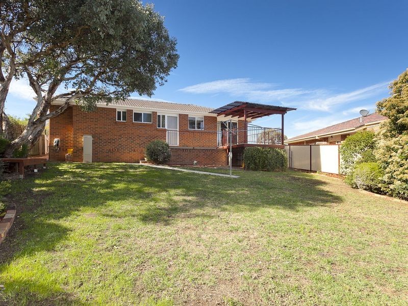 19 Ritchie Place, Queanbeyan NSW 2620