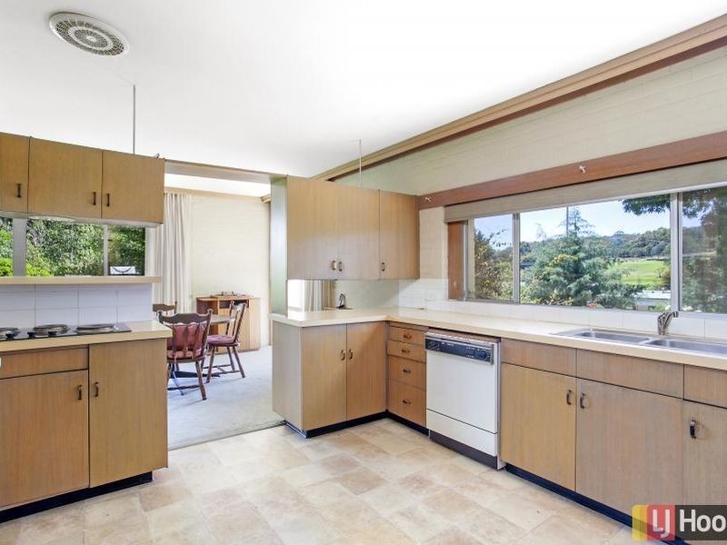 17 Woodger Parade, Queanbeyan NSW 2620