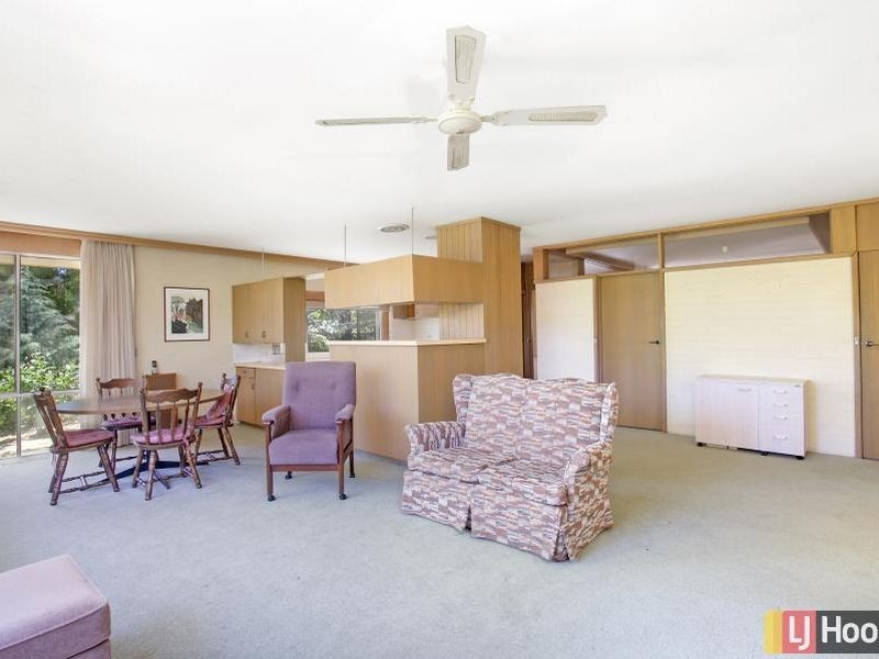 17 Woodger Parade, Queanbeyan NSW 2620