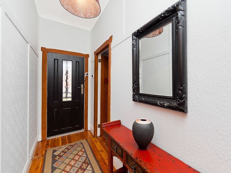 6 Isabella Street, Queanbeyan NSW 2620