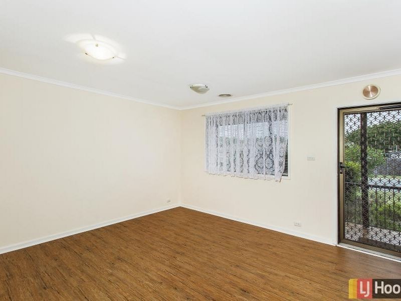2/58 Thorpe Avenue, Queanbeyan NSW 2620