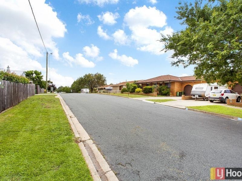 2/58 Thorpe Avenue, Queanbeyan NSW 2620