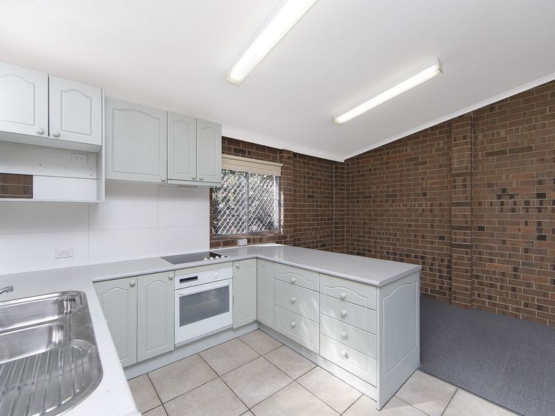15 Greenbank Avenue, Queanbeyan NSW 2620