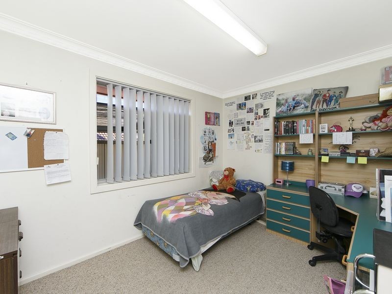 15 Greenbank Avenue, Queanbeyan NSW 2620