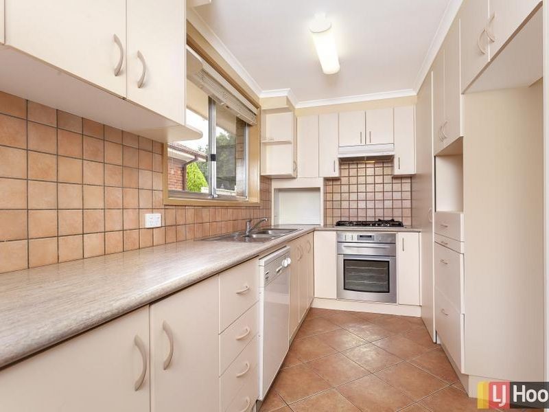 22 Fergus Road, Queanbeyan NSW 2620
