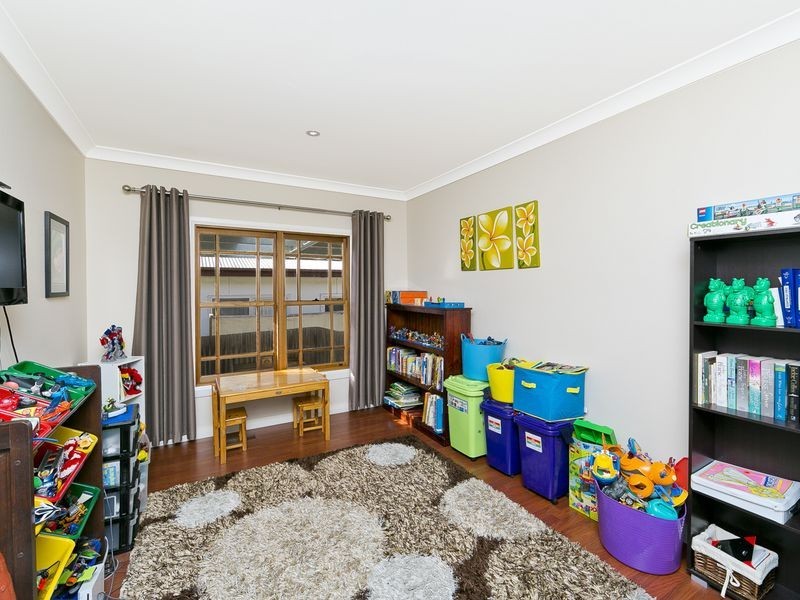 5 Fergus Road, Queanbeyan NSW 2620