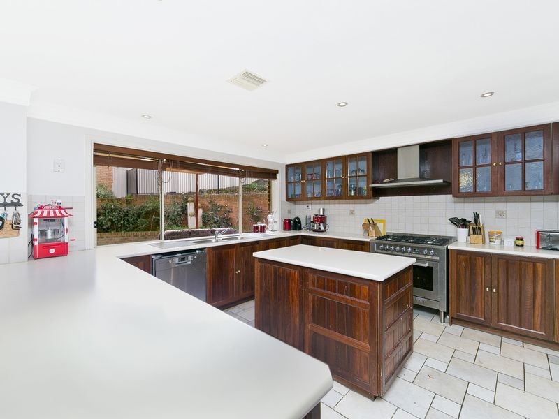 10 Hybon Avenue, Queanbeyan NSW 2620