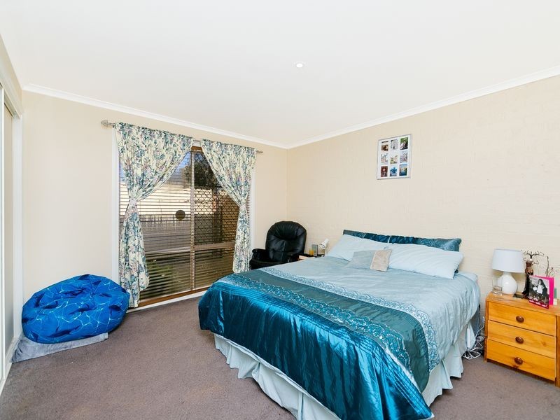 1/60 Jacaranda Drive, Jerrabomberra NSW 2619