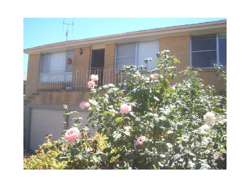 1A Blackall Avenue, Queanbeyan NSW 2620