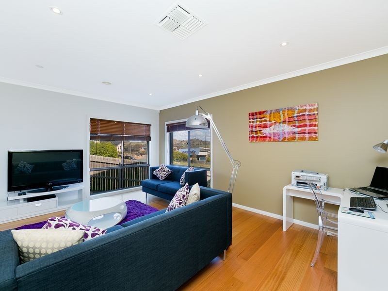 263 Bicentennial Drive, Jerrabomberra NSW 2619