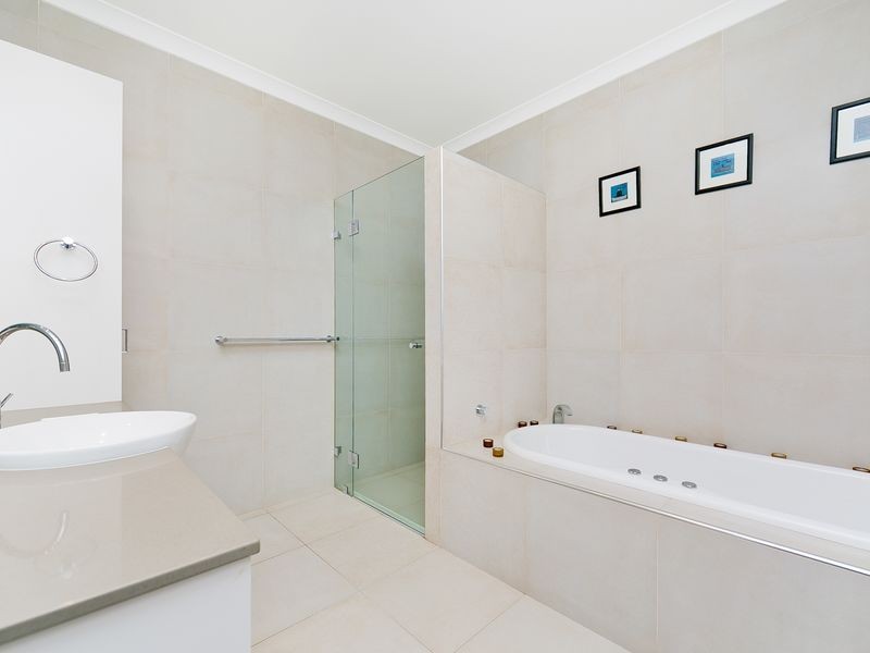 263 Bicentennial Drive, Jerrabomberra NSW 2619