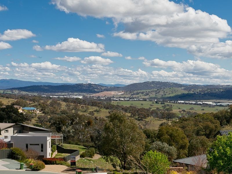 263 Bicentennial Drive, Jerrabomberra NSW 2619