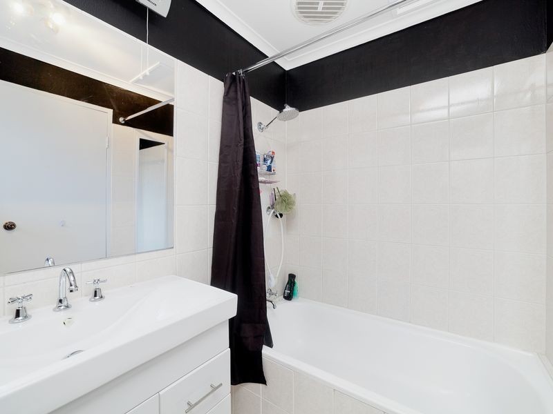 17/1 Mowatt Street, Queanbeyan NSW 2620