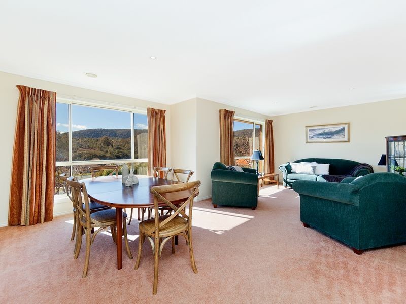 7 Doeberl Place, Queanbeyan NSW 2620