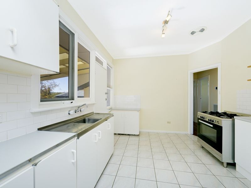 7 Fergus Road, Queanbeyan NSW 2620