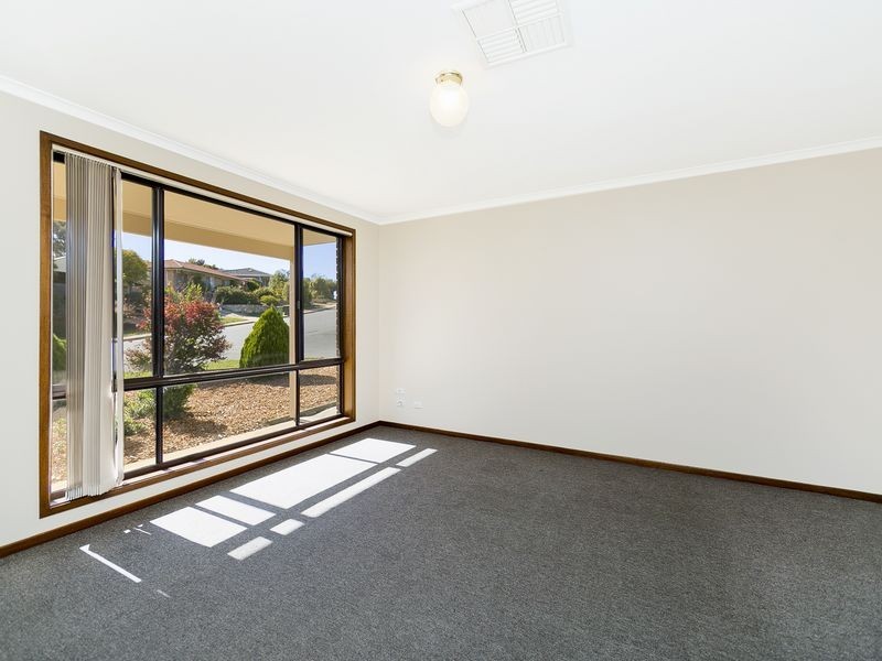 35 Hellmund Street, Queanbeyan NSW 2620