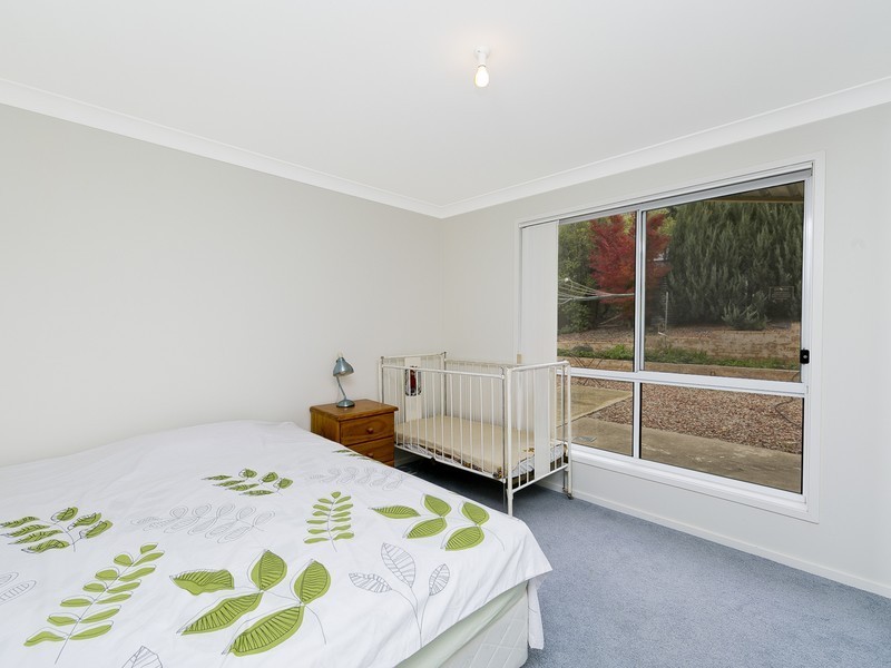 5 Morgan Place, Queanbeyan NSW 2620