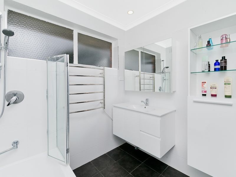 16 Hillbar Rise, Queanbeyan NSW 2620