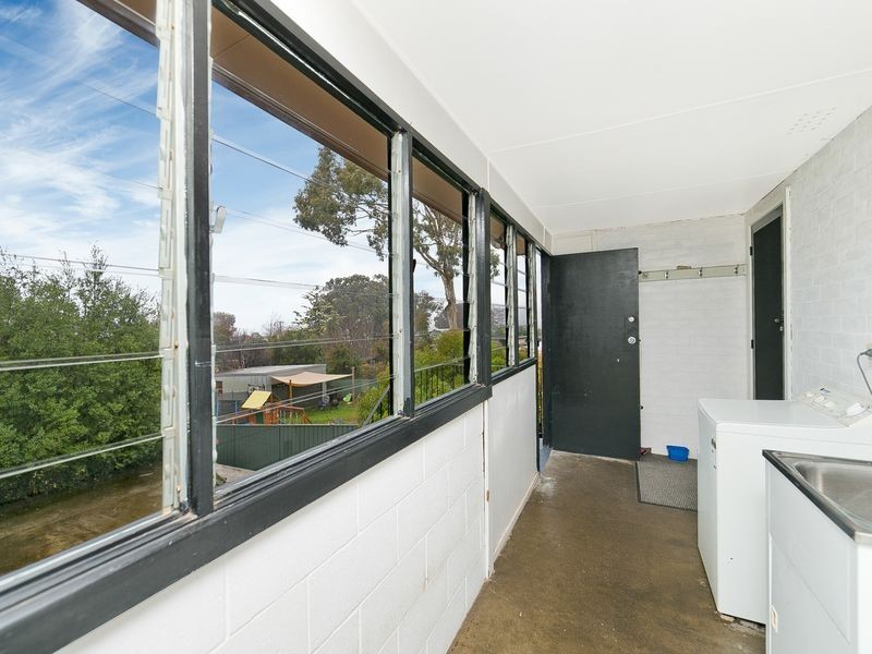 16 Hillbar Rise, Queanbeyan NSW 2620