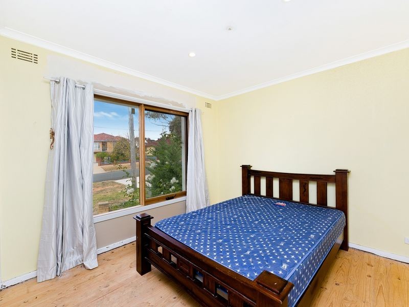 39 Crest Road, Queanbeyan NSW 2620