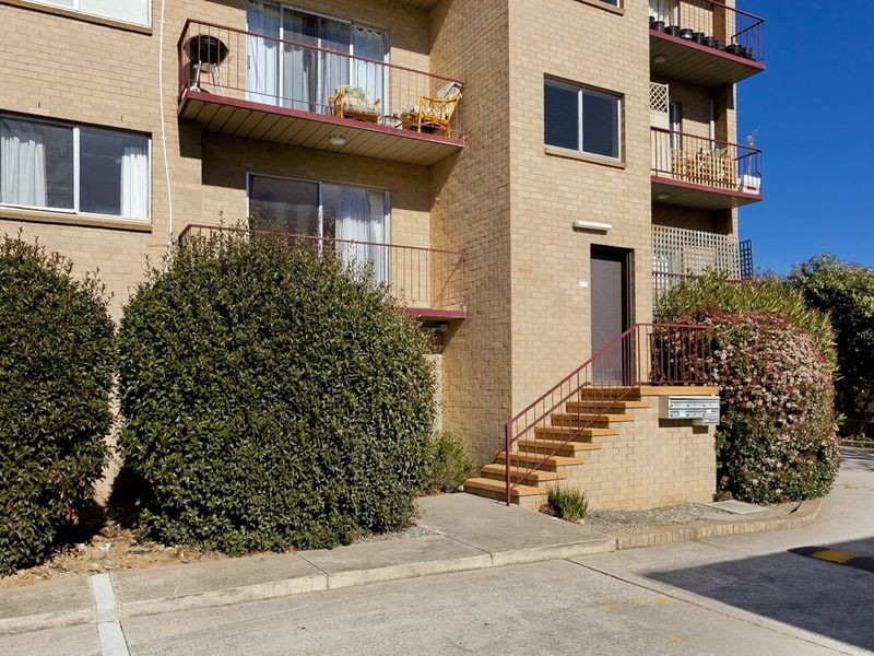 13/104 Henderson Road, Queanbeyan NSW 2620