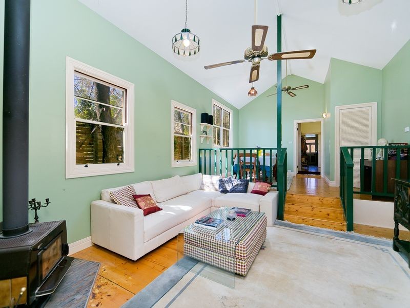 24 Isabella Street, Queanbeyan NSW 2620