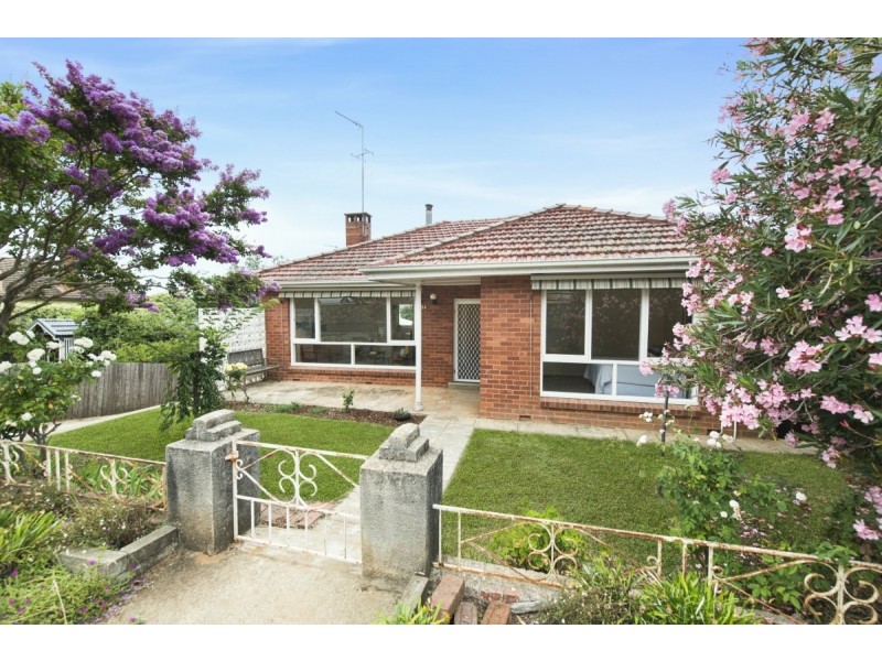 84 Ross Road, Queanbeyan NSW 2620