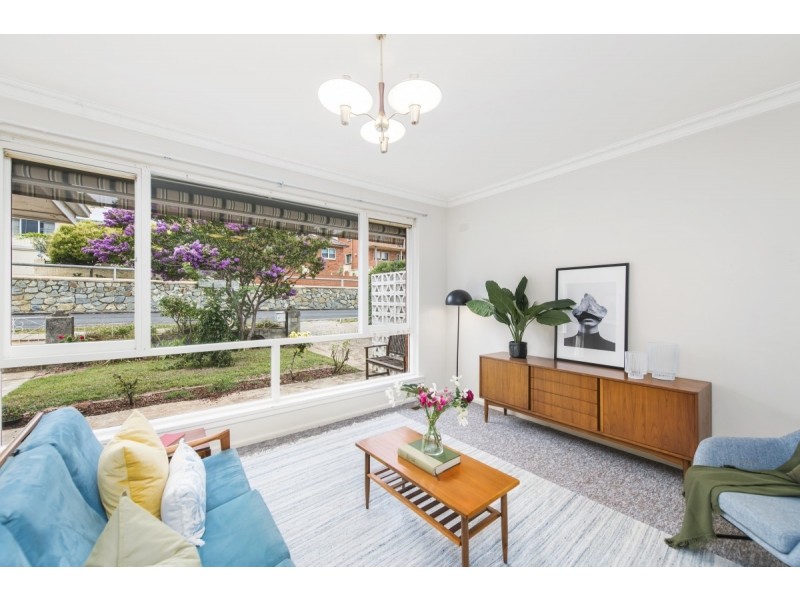 84 Ross Road, Queanbeyan NSW 2620