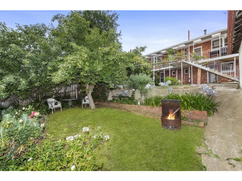 84 Ross Road, Queanbeyan NSW 2620