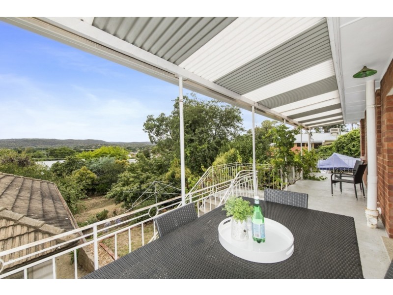 84 Ross Road, Queanbeyan NSW 2620
