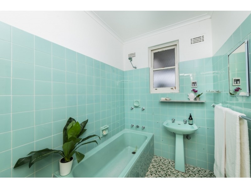 84 Ross Road, Queanbeyan NSW 2620
