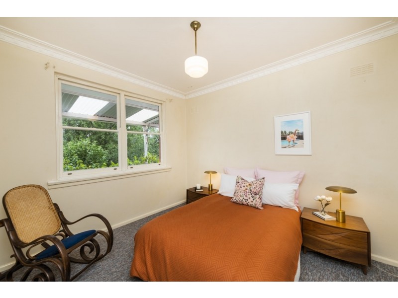 84 Ross Road, Queanbeyan NSW 2620
