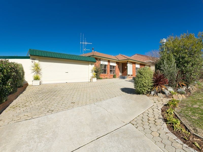 12 Ash Street, Queanbeyan NSW 2620