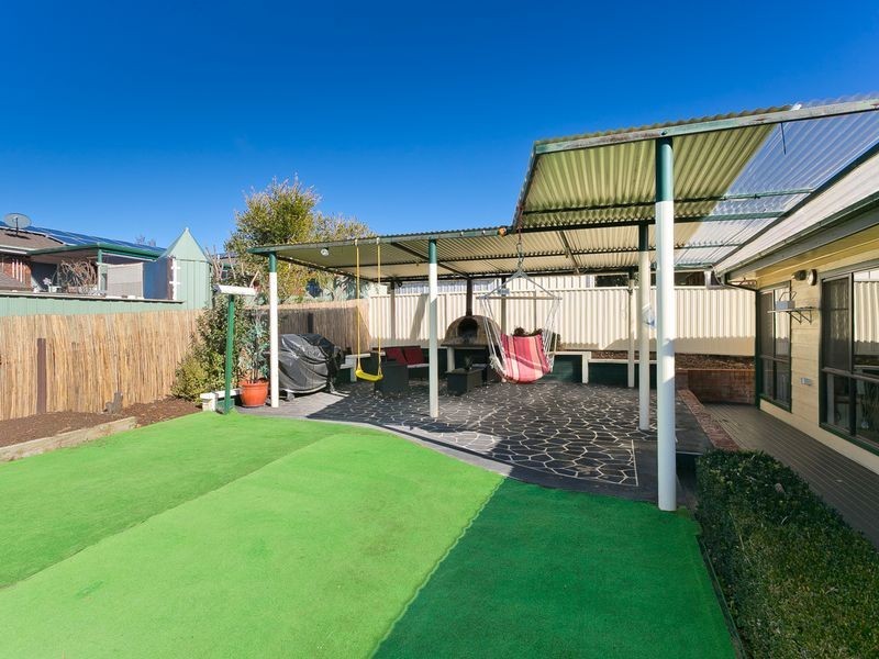 12 Ash Street, Queanbeyan NSW 2620