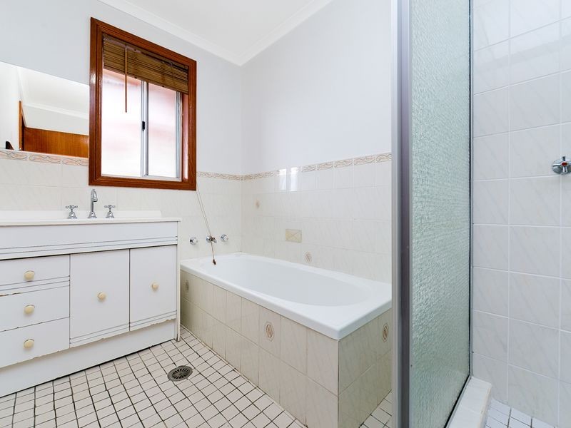 57 Candlebark Road, Queanbeyan NSW 2620