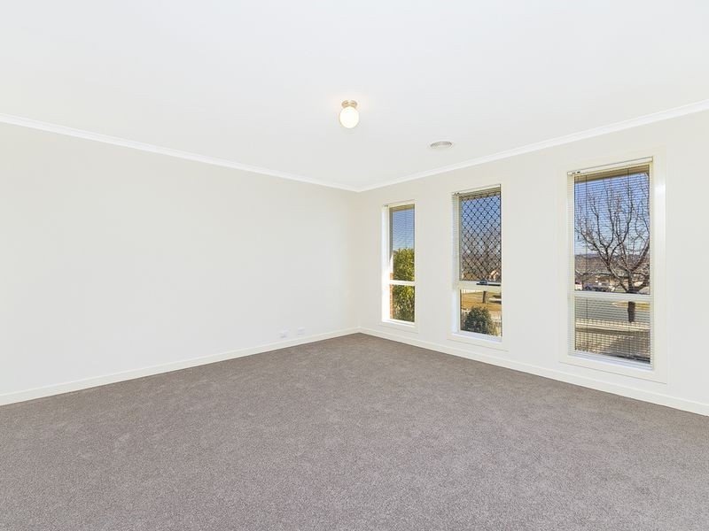 15 Northcliffe Place, Queanbeyan NSW 2620