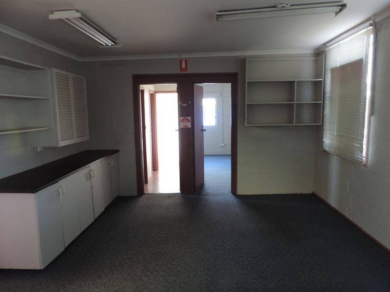 22 Stephens Road, Queanbeyan NSW 2620