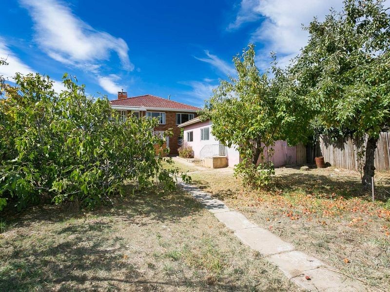 25 Frederick Street, Queanbeyan NSW 2620