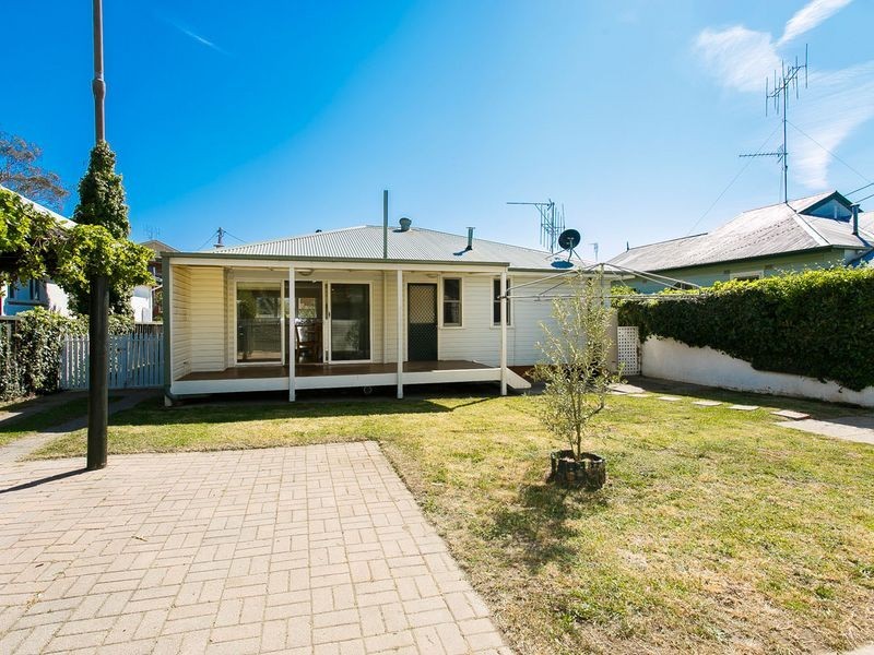 14 Early Street, Queanbeyan NSW 2620